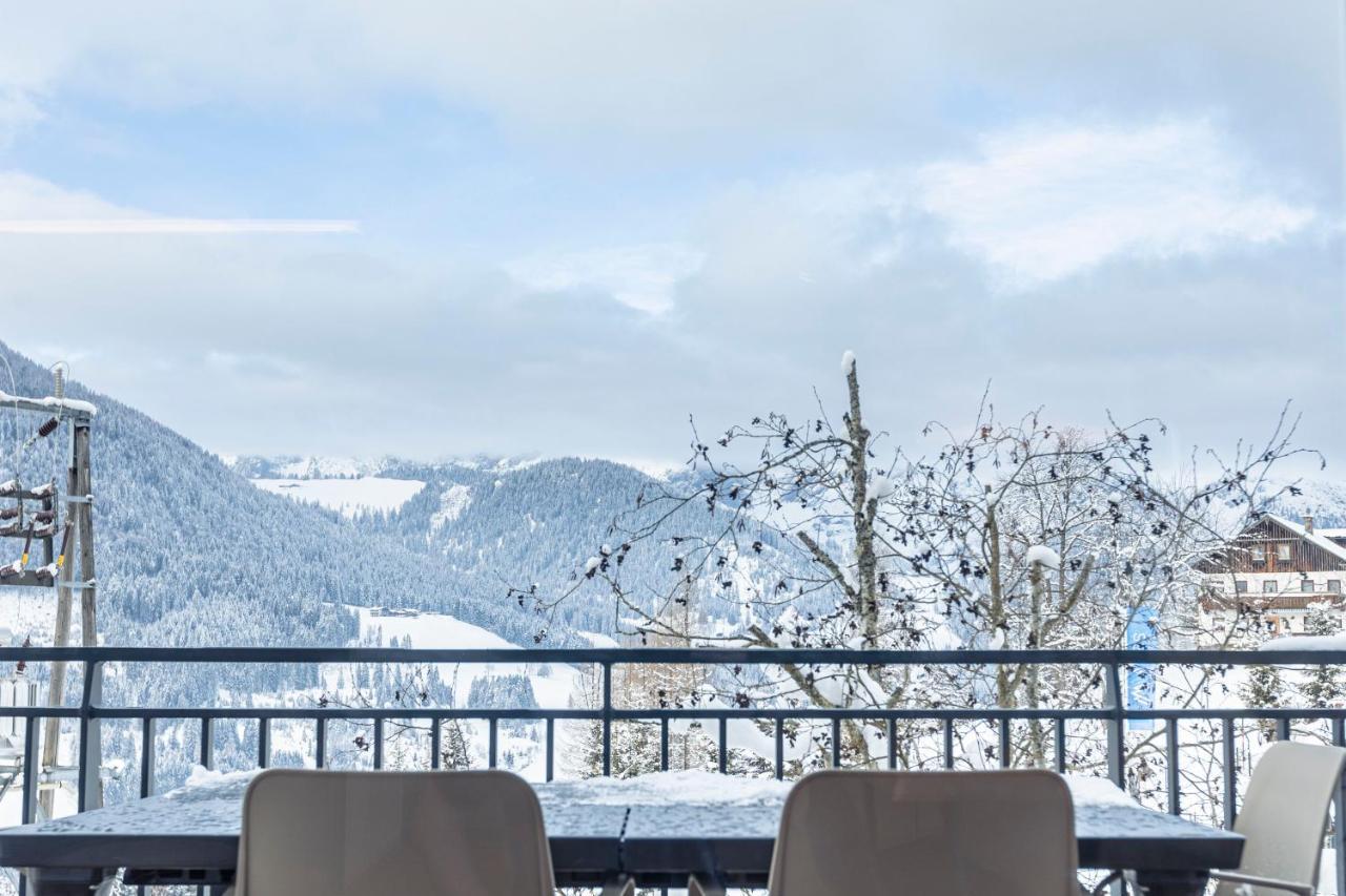 Hideaway Dachstein West By Alps Resorts Санкт Мартин ам Тененгебирге Екстериор снимка
